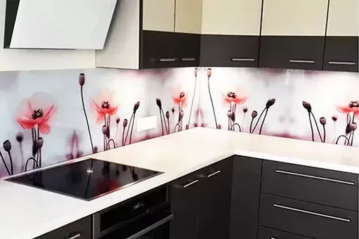 STIKLA PANEĻI VIRTUVEI